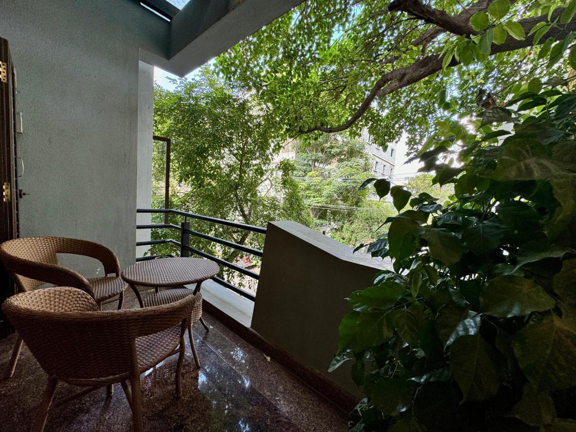 Appartamento Idam Na Mama Bangalore Esterno foto