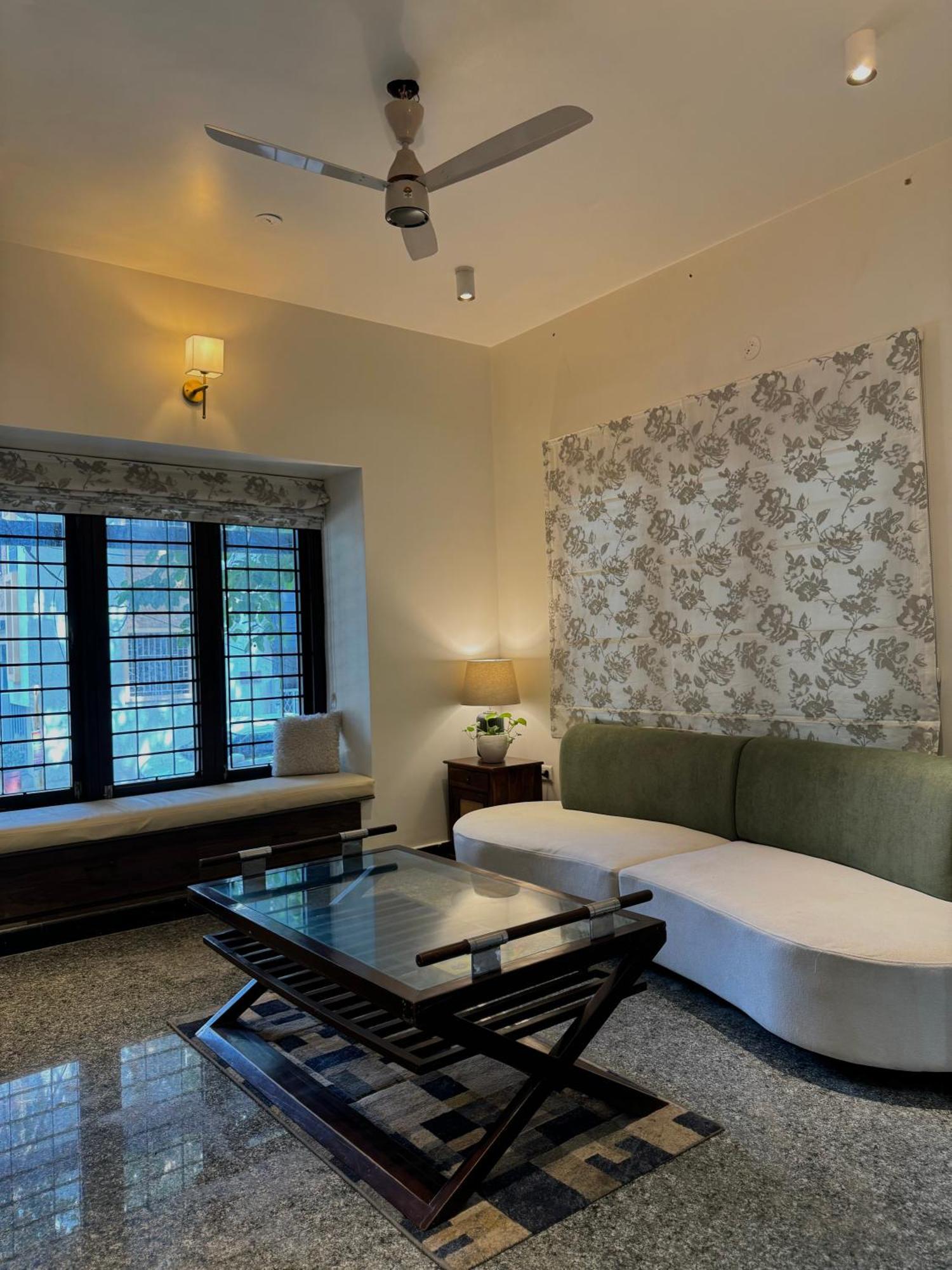 Appartamento Idam Na Mama Bangalore Esterno foto