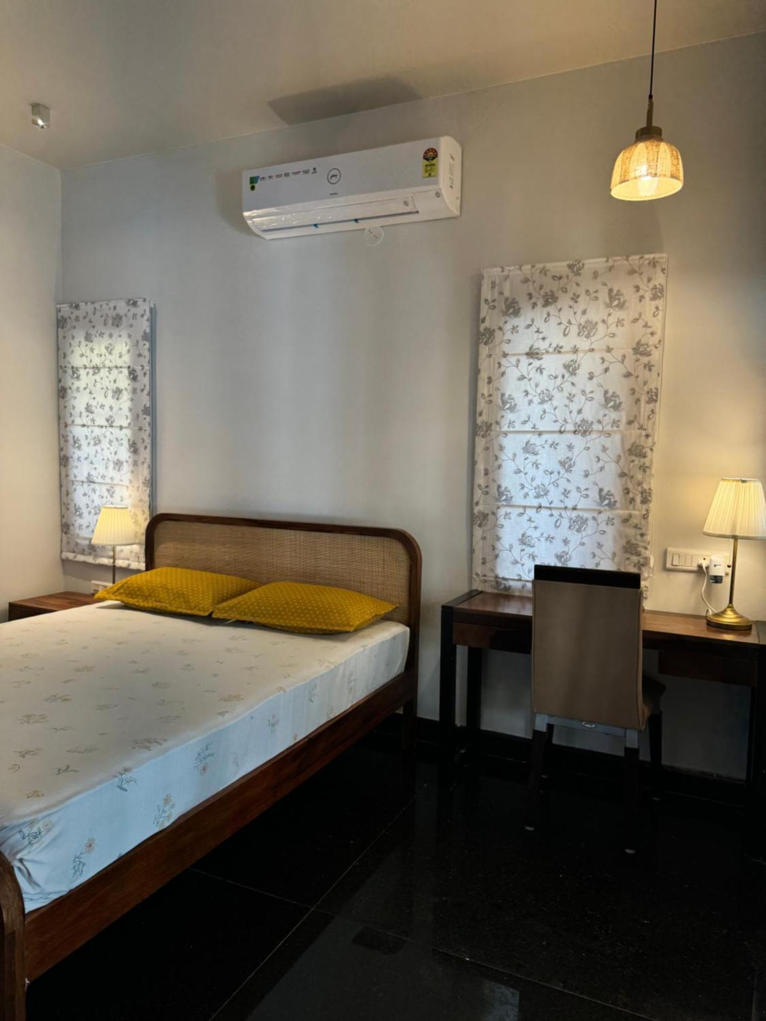 Appartamento Idam Na Mama Bangalore Esterno foto
