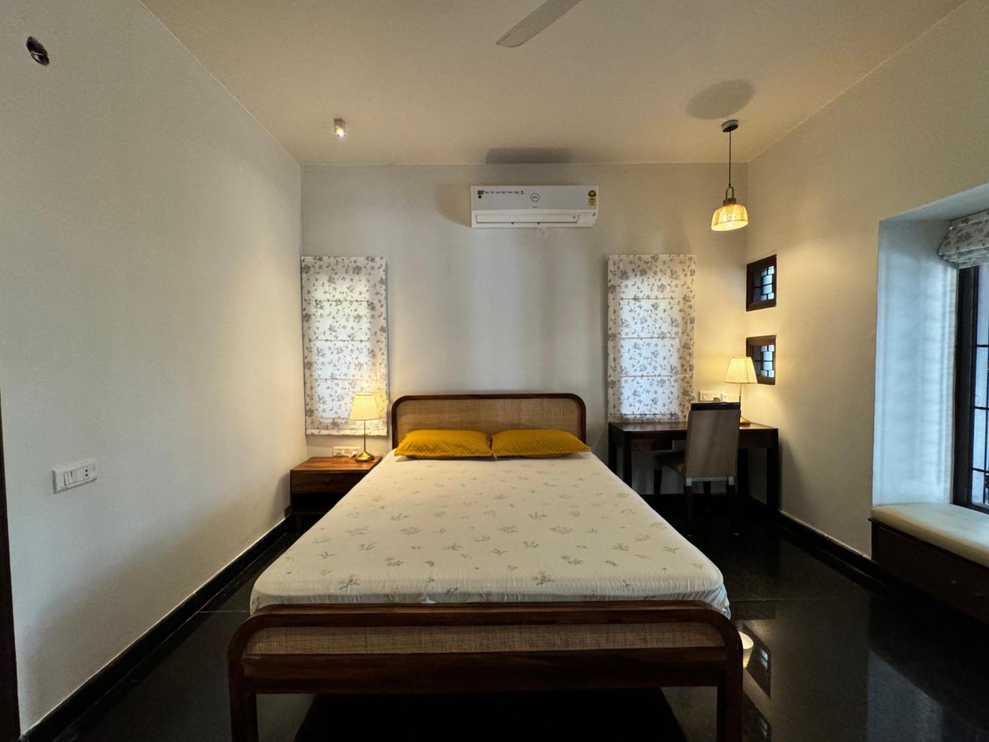 Appartamento Idam Na Mama Bangalore Esterno foto